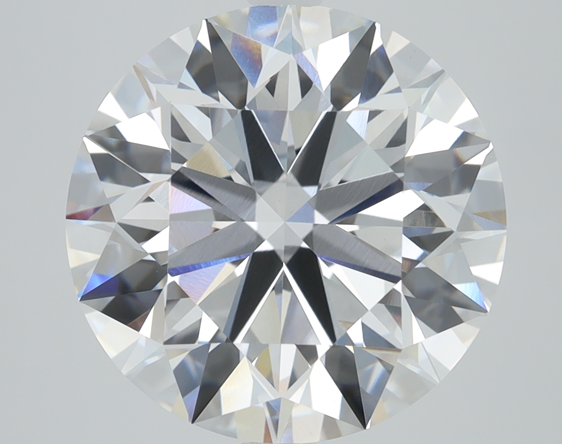 1.05ct round lab-grown diamond E/VS2 with IGI certification.