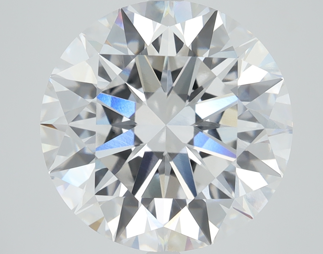 2.03ct round lab-grown diamond E/VVS2, 8.08mm, IGI certified.