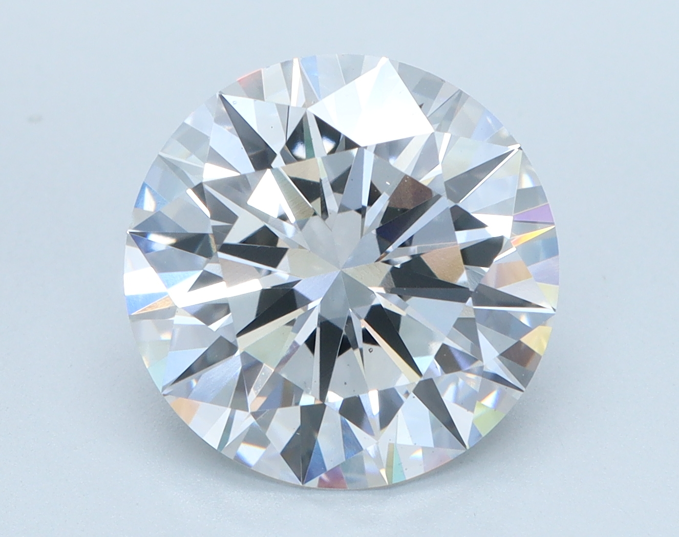 4.16ct round lab-grown diamond, D color, VS2 clarity, IGI certified.