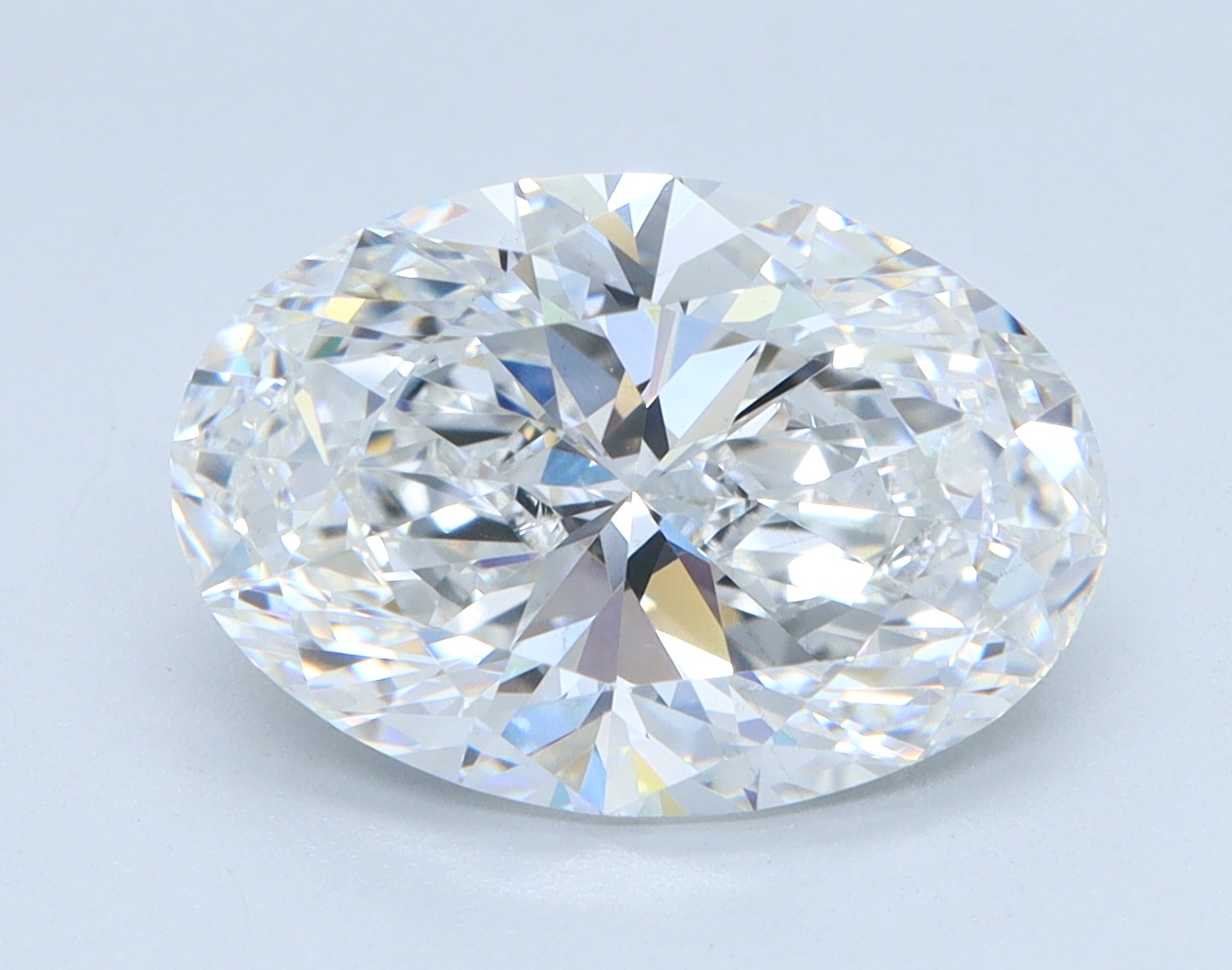 3.19ct oval lab-grown diamond, E/VS2, 11.91mm ID