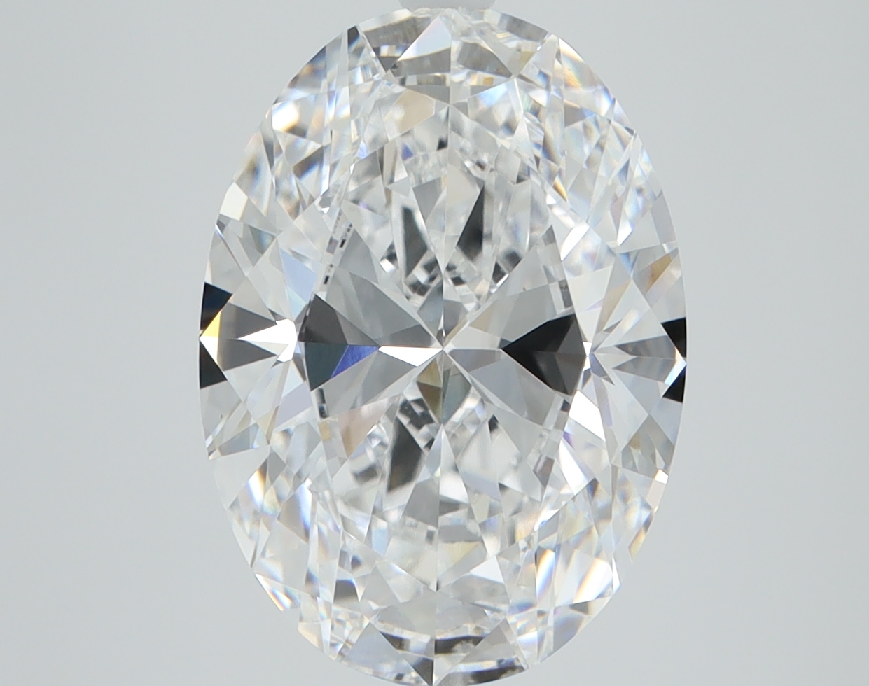 4.86ct oval lab-grown diamond, D/VVS1, 13.50mm ID
