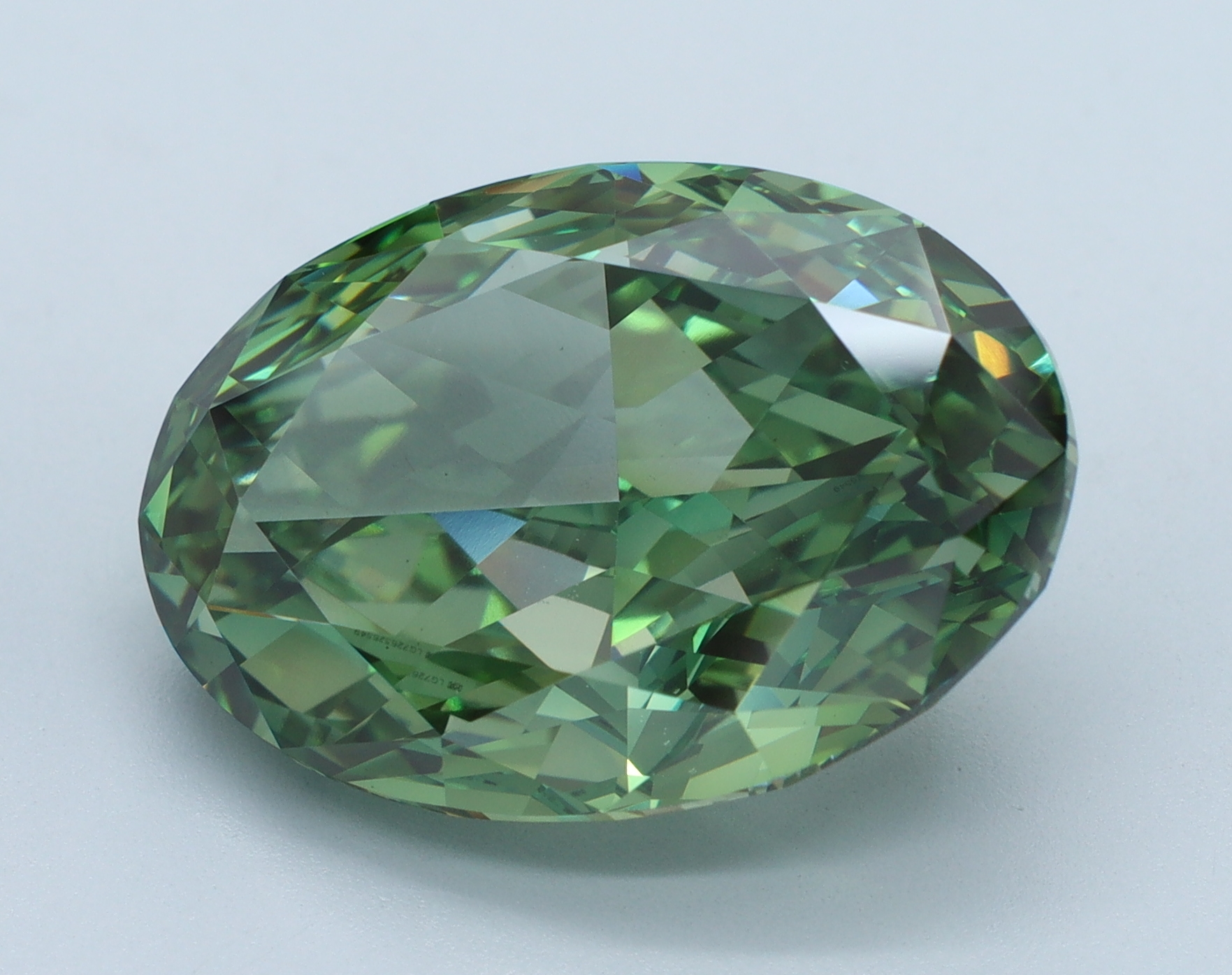 11.71ct oval lab-grown diamond, green color, VS1 clarity, 17.05mm ID