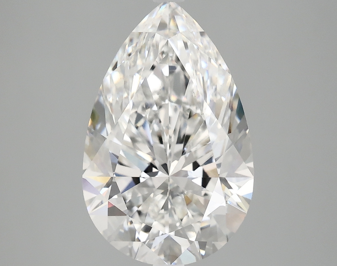 3.9ct Pear Cut Lab Grown Diamond, F Color, VS1 Clarity