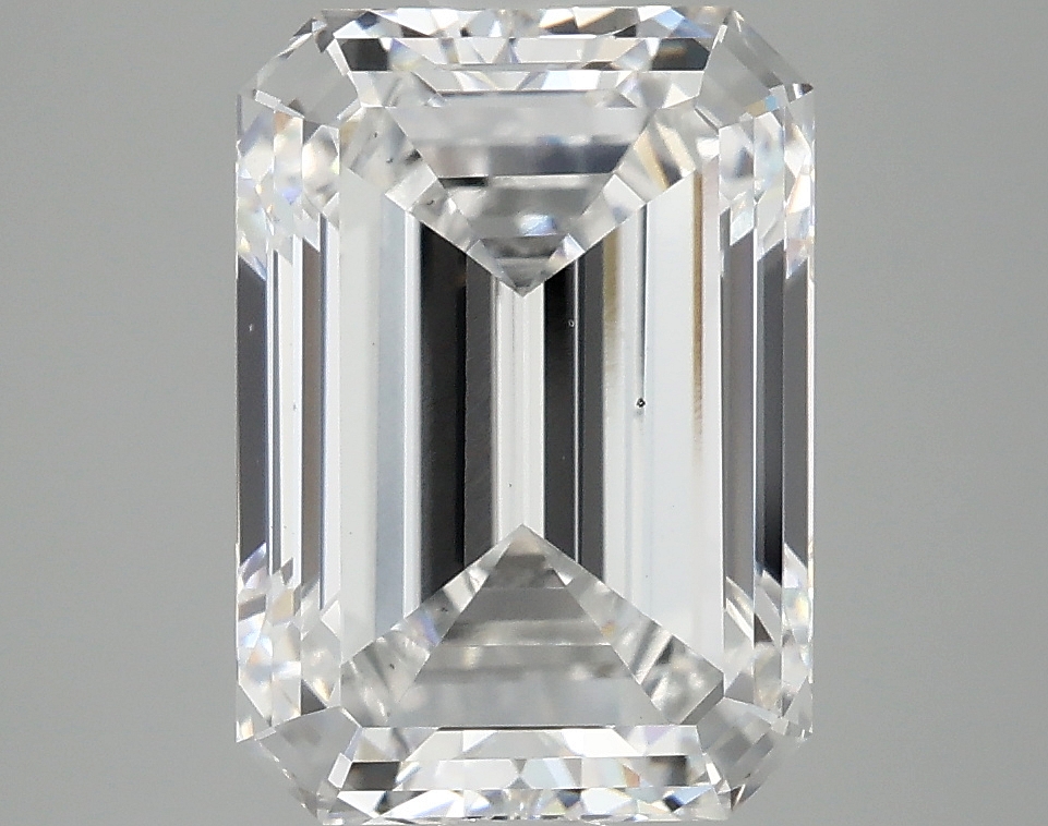 3.93ct Emerald lab-grown diamond
