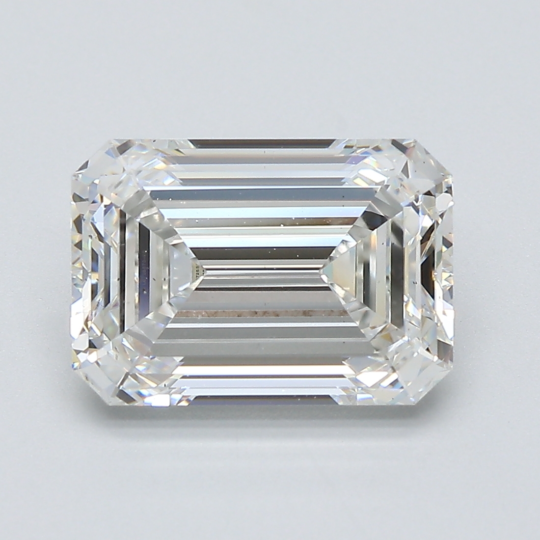 4.09ct Emerald Cut Lab-Grown Diamond, F/VS2, 10.89mm ID