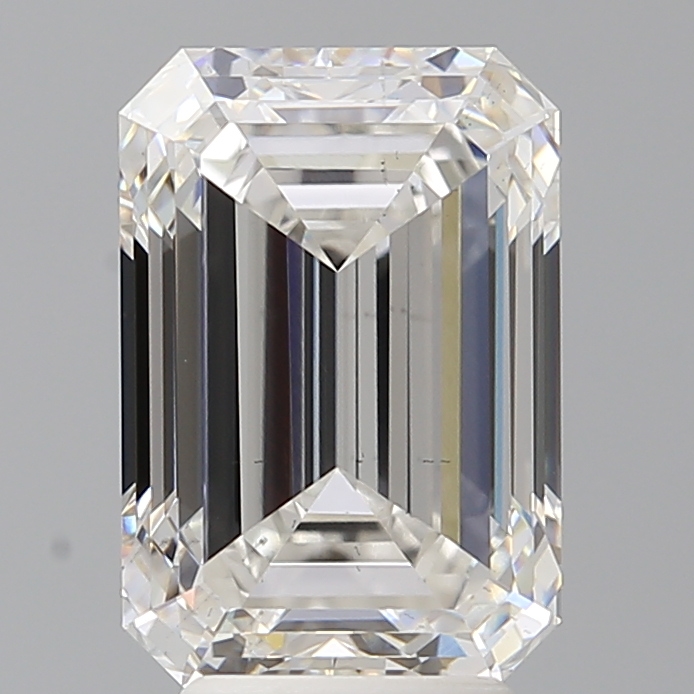 Lab-grown 4.55ct Emerald cut diamond, F/VS2, 11.27mm ID