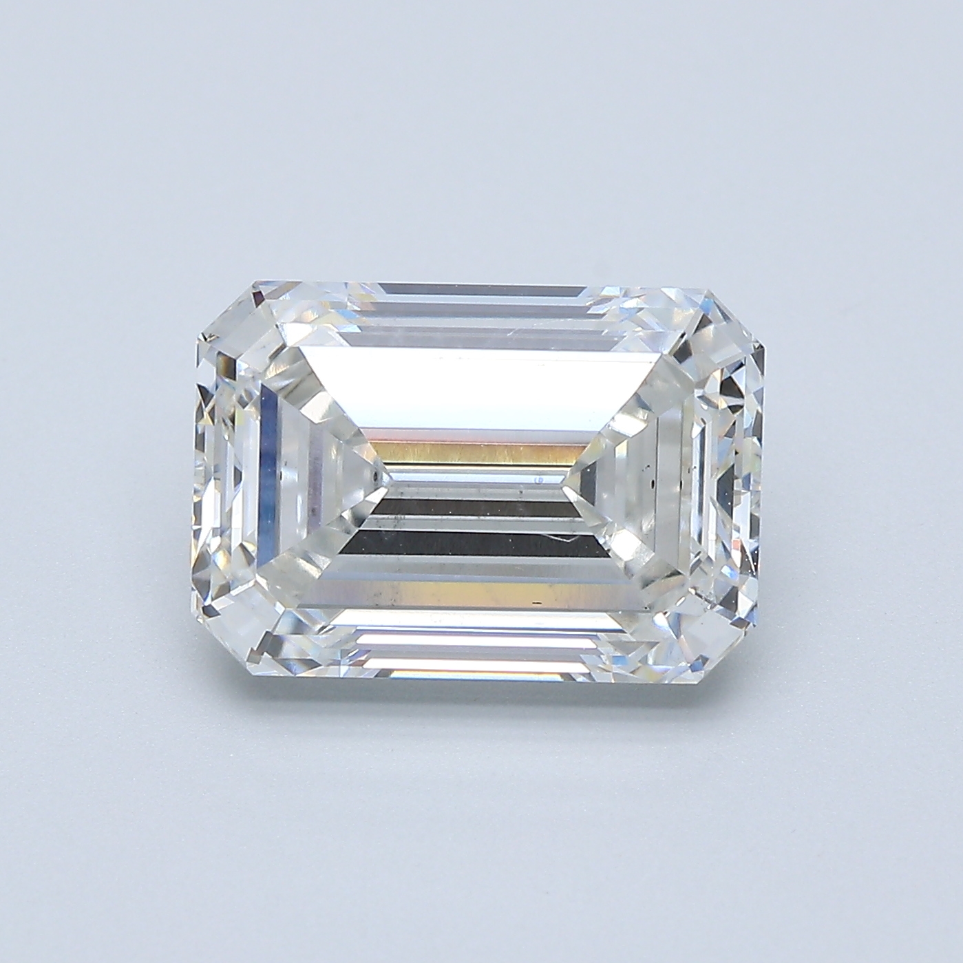 4.93ct lab-grown emerald diamond, F color, VS2 clarity, IGI certified