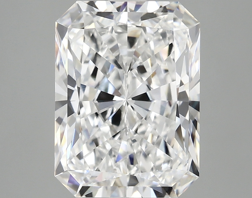 3.17ct Radiant lab-grown diamond