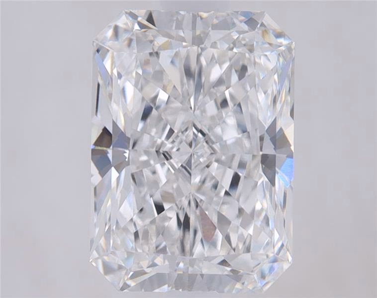 3.35ct Radiant lab-grown diamond