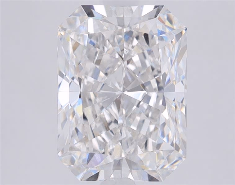 3.47ct Radiant cut lab diamond, E color, VS1 clarity, 10.74mm ID