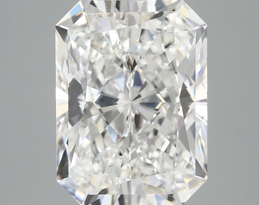 3.78ct Radiant cut lab-grown diamond, F color, VS1 clarity, 10.73x7.90x5.29mm