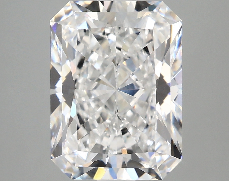 3.91ct Radiant cut lab diamond, D color, VS1 clarity, 10.71mm ID