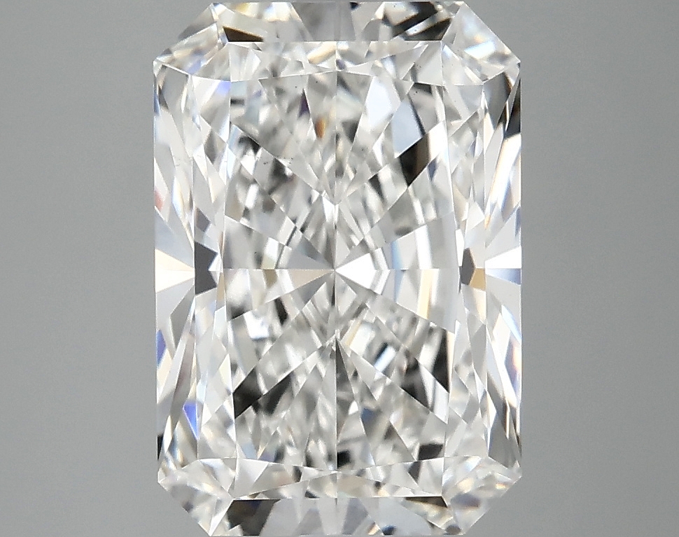 Exact supplier image of VY-00009662 Radiant lab-grown diamond