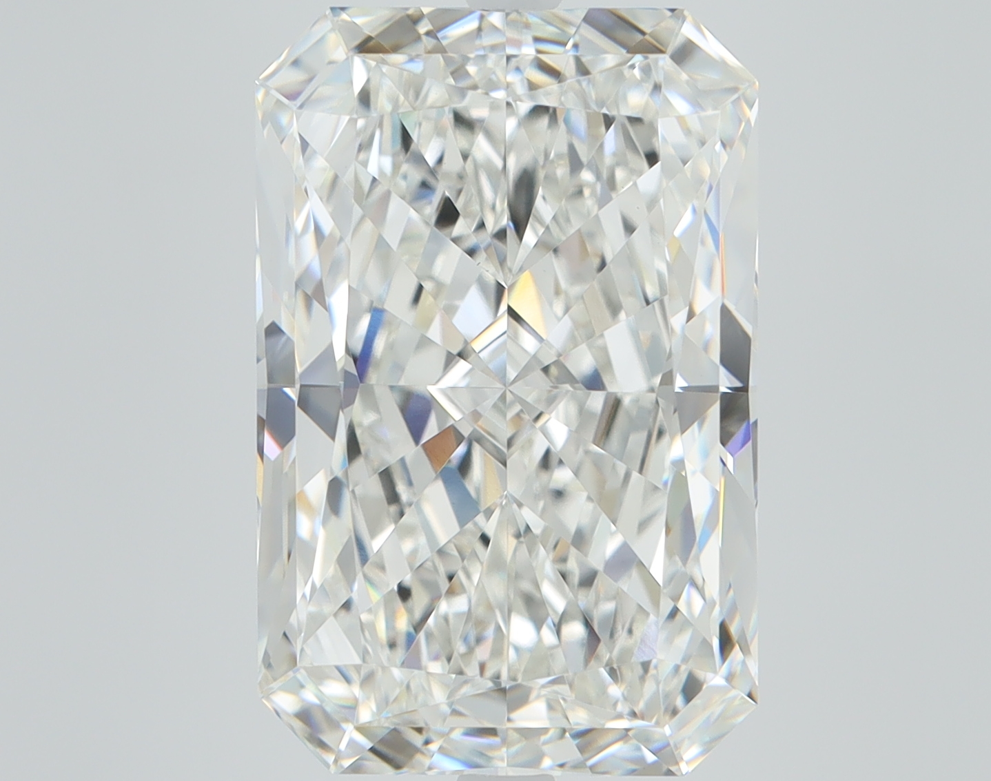 4.10ct Radiant lab-grown diamond