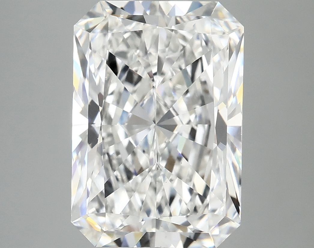 5.10ct Radiant lab-grown diamond