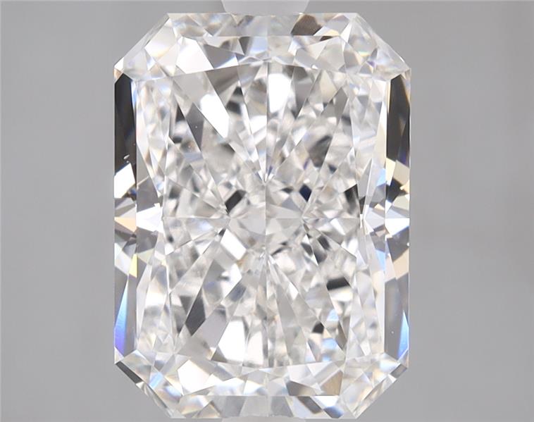 2.63ct Radiant cut lab-grown diamond, IGI certified, measurements 9.42x6.89x4.64 mm