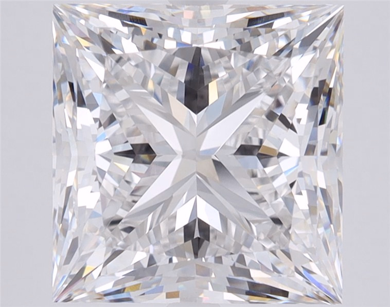 2.8ct Princess cut lab-grown diamond, E/VS2, 7.78mm x 7.56mm x 5.54mm