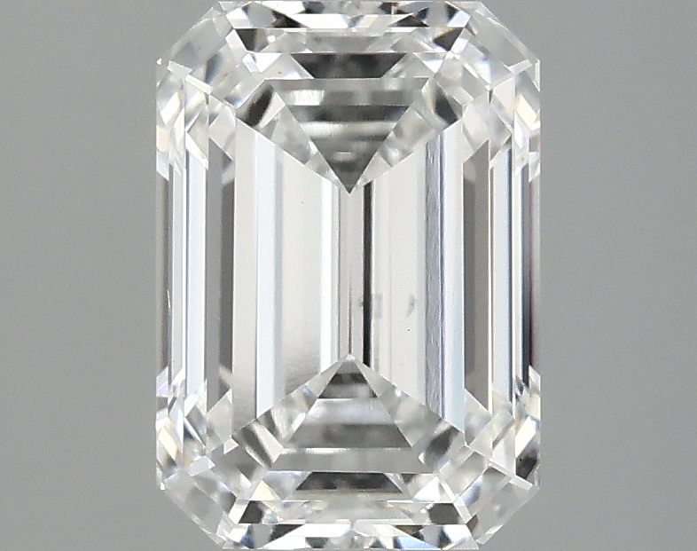 2.43ct lab-grown emerald diamond, E color, VS2 clarity, 9mm ID