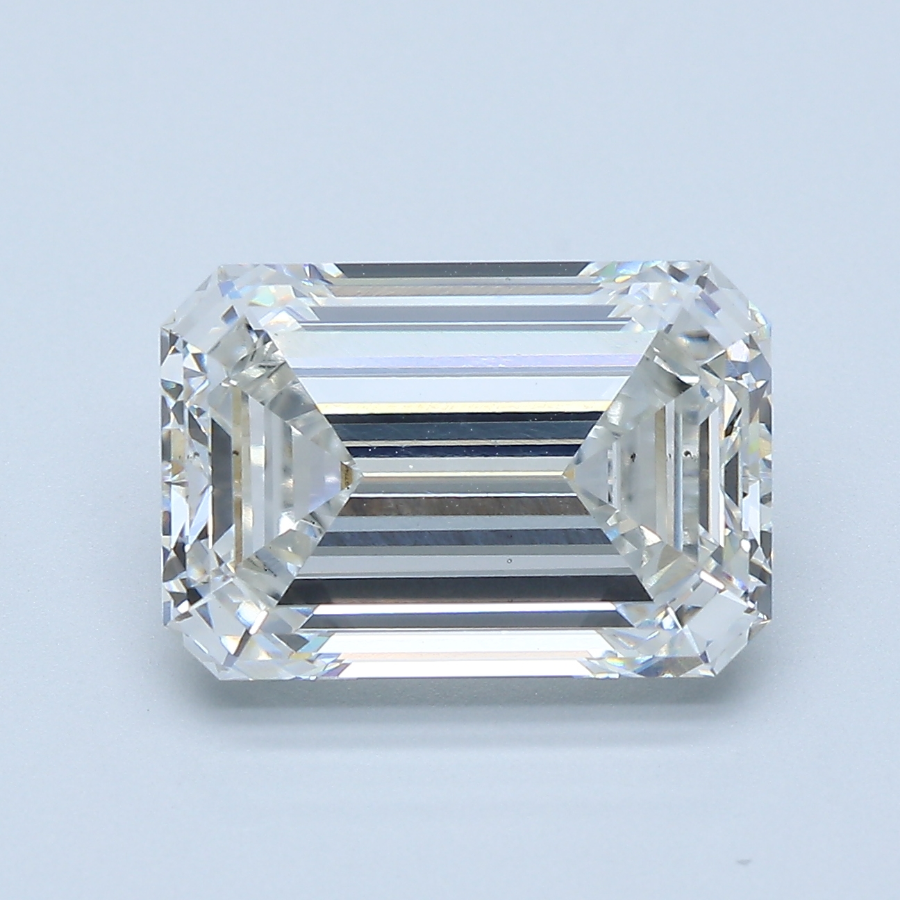 5.65ct Emerald lab-grown diamond