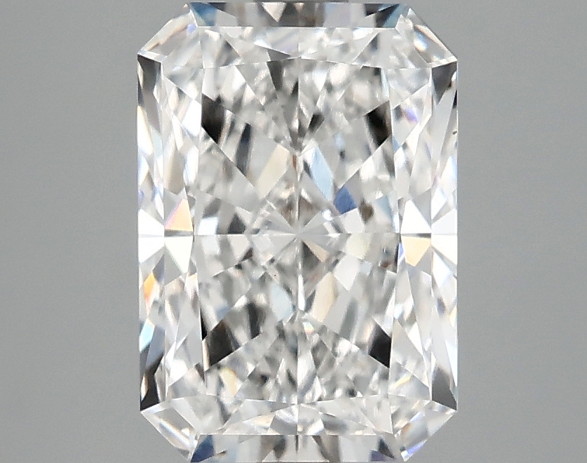 2.84ct Radiant cut lab diamond, E/VS1, 9.99mm ID