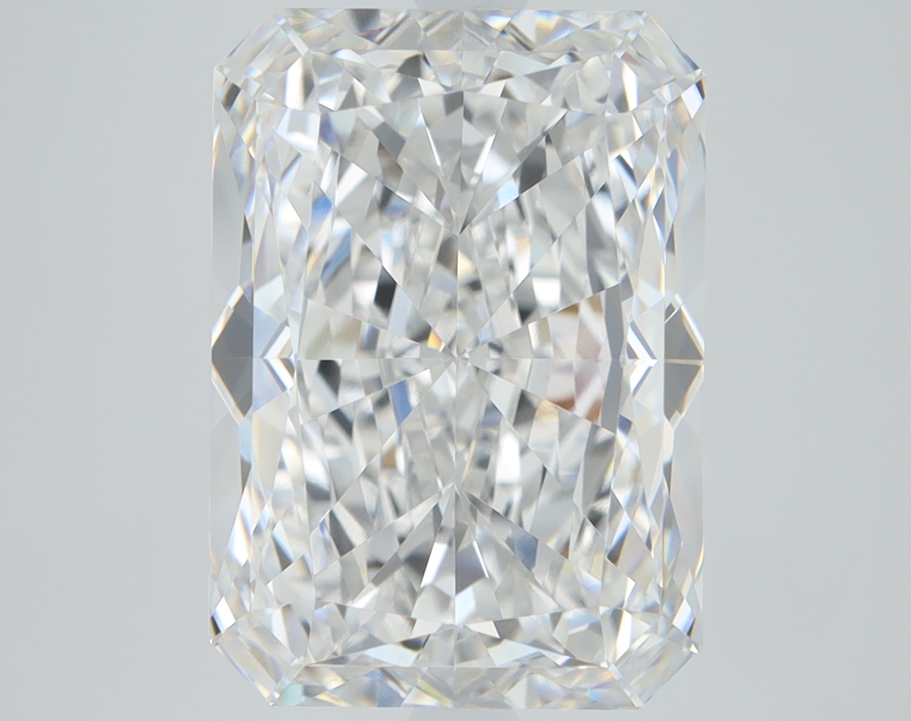 3.17ct Radiant Cut Lab-Grown Diamond, E/VS2, 10.43mm ID