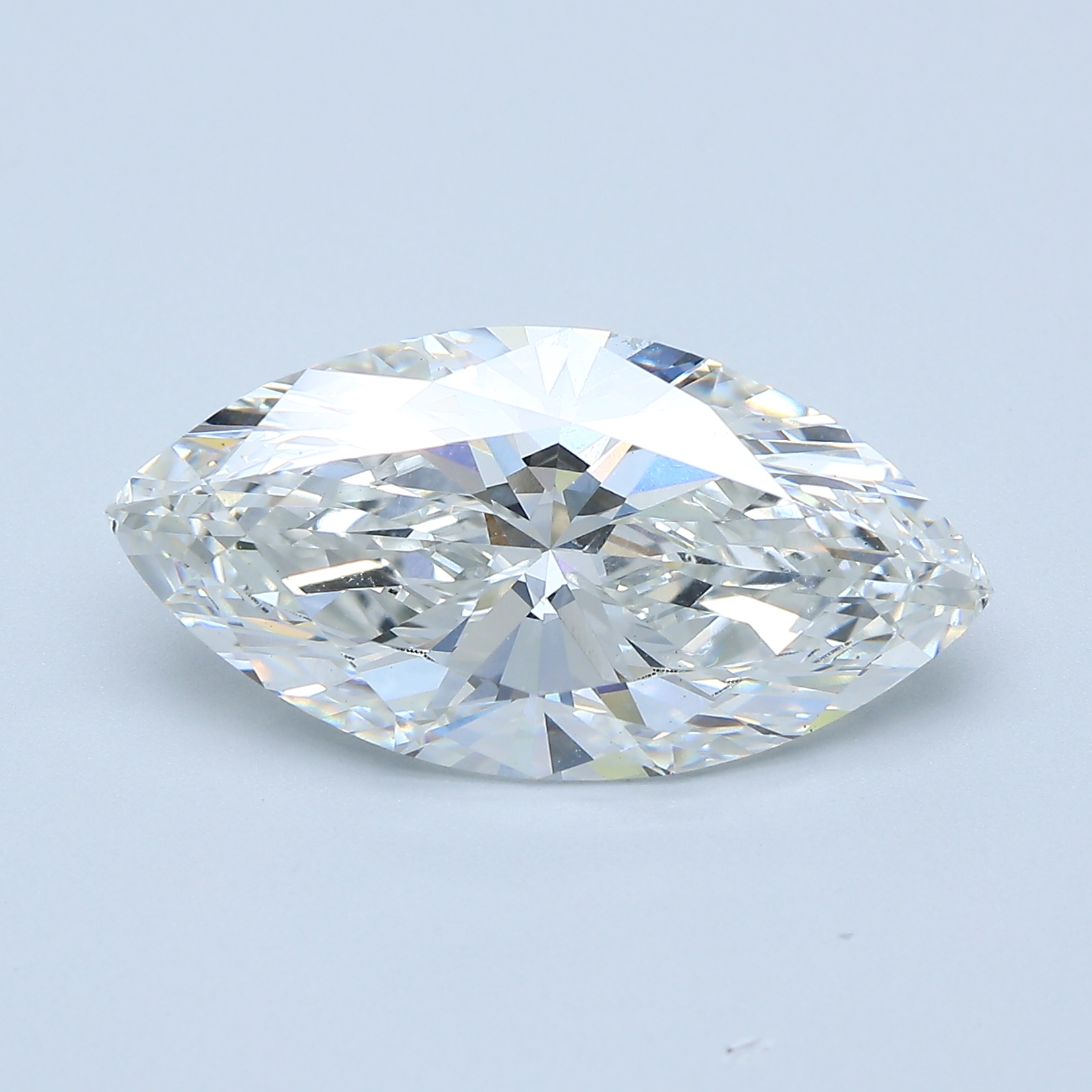 Lab-grown 5.7ct marquise diamond, F color, VS2 clarity, 18.46mm ID
