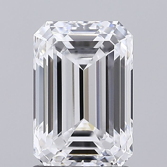 1.92ct Emerald lab-grown diamond