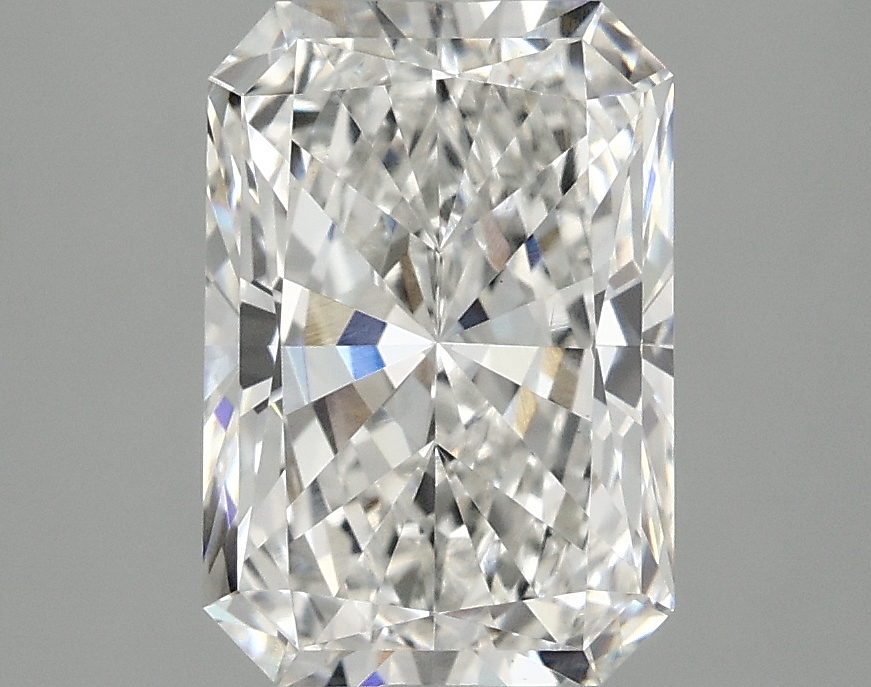 2.77ct Radiant cut lab-grown diamond, E/VS1, 10.05mm x 6.91mm x 4.70mm