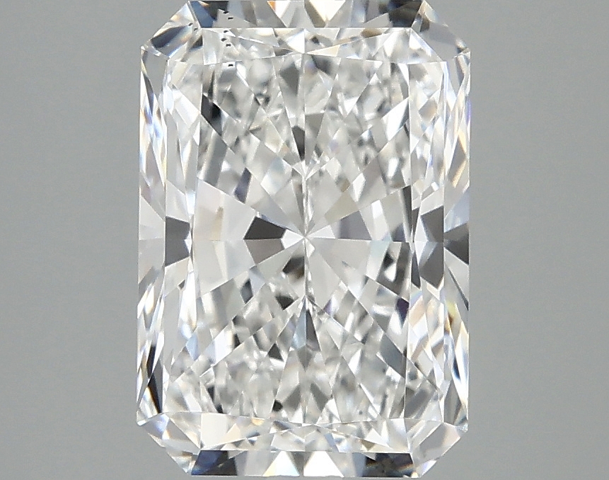 2.92ct Radiant cut lab diamond, E/VS2, 10.07mm ID