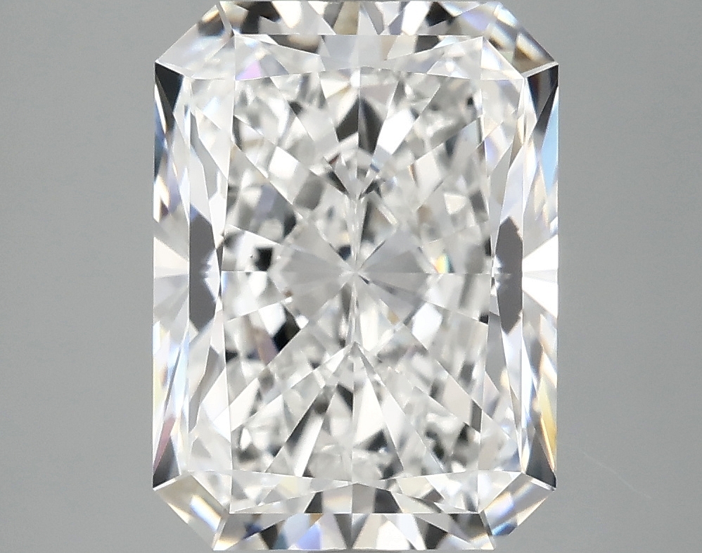 4.89ct Radiant lab-grown diamond