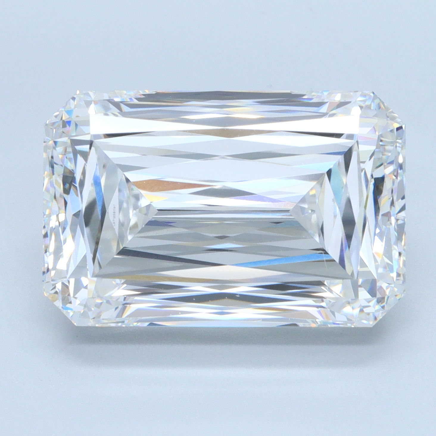 9.87ct Radiant cut lab-grown diamond, F/VVS2, 15.03mm ID