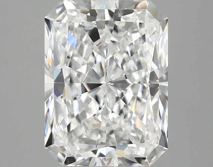 2.86ct Radiant lab-grown diamond
