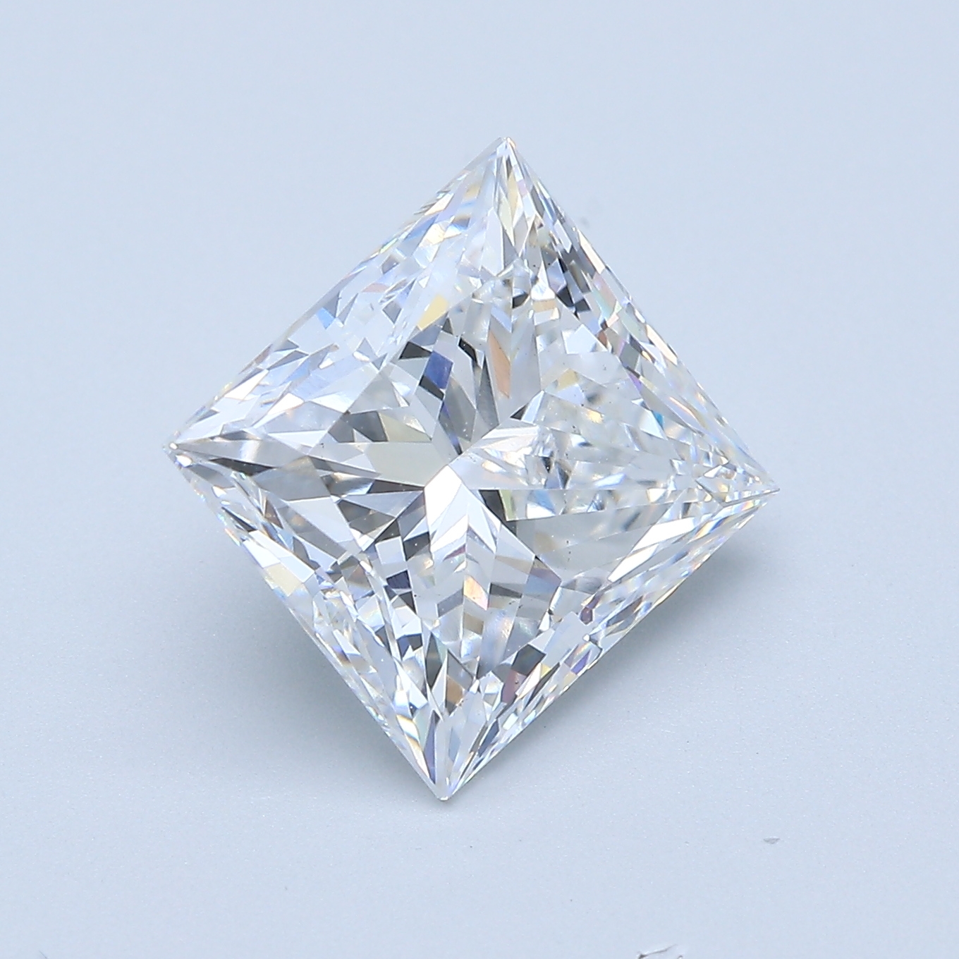 5.04ct Princess cut lab-grown diamond, E/VS2, 9.31mm ID