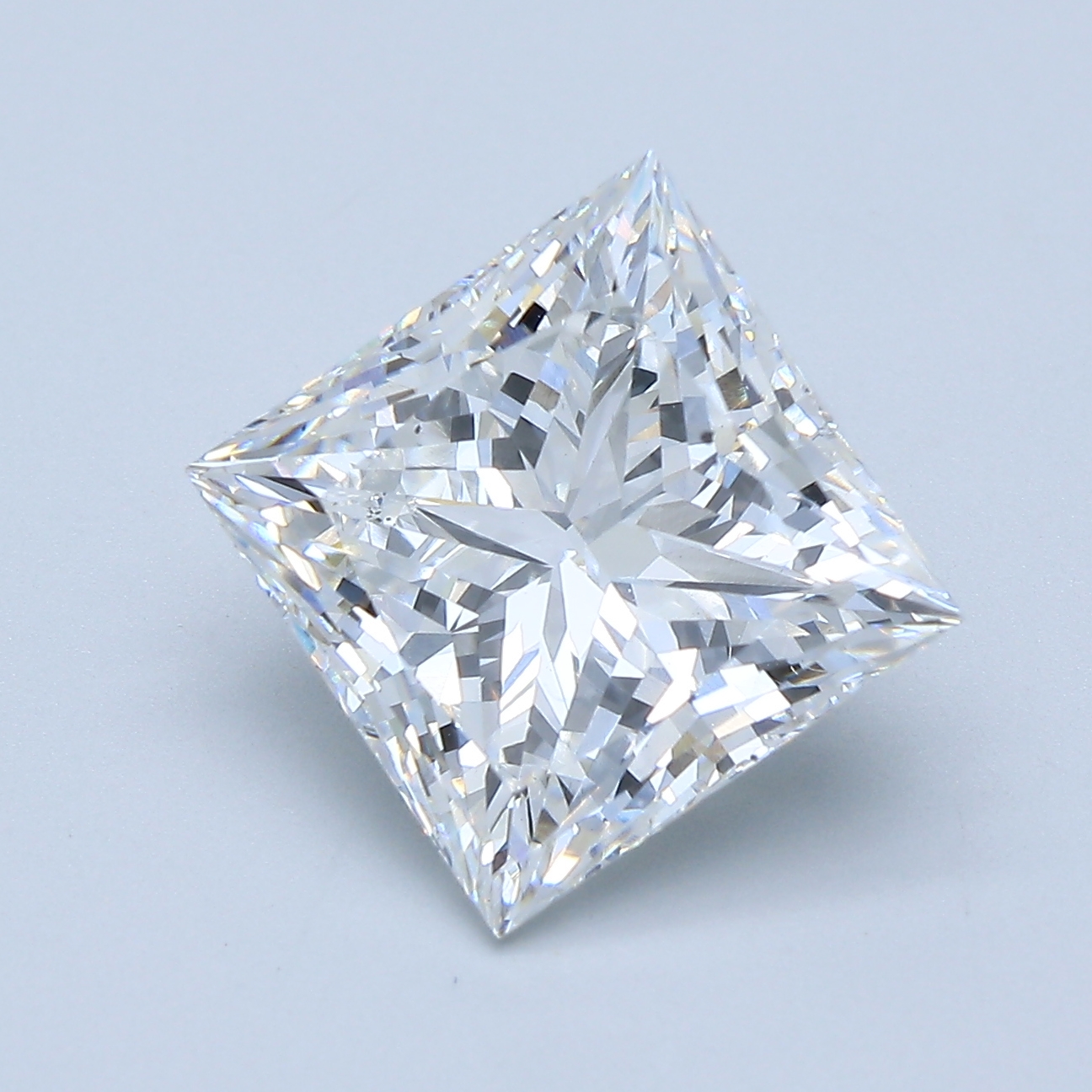 5.1ct Princess cut lab-grown diamond, E/VS2, 9.44mm ID