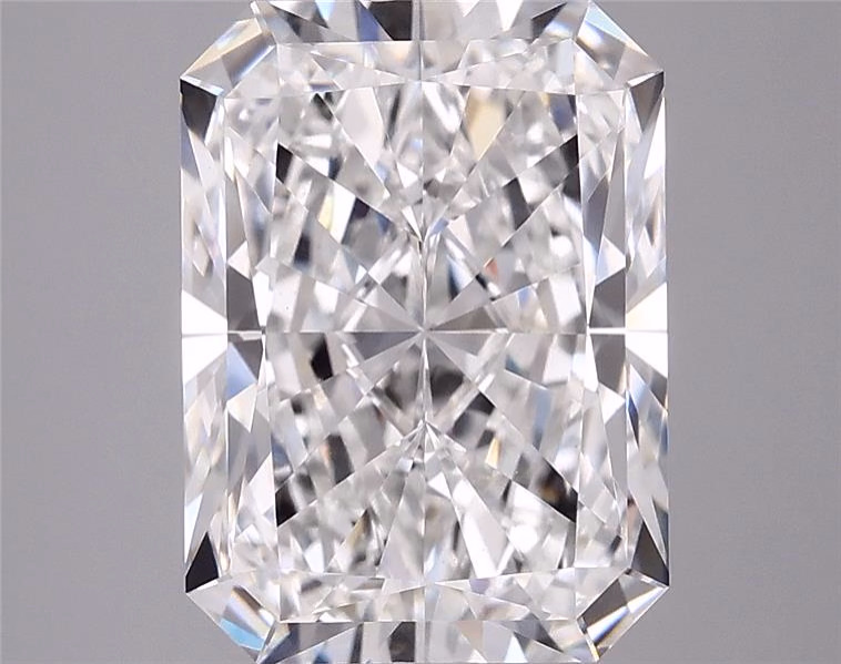 3.46ct Radiant cut lab-grown diamond, F/VS1, 10.68mm ID