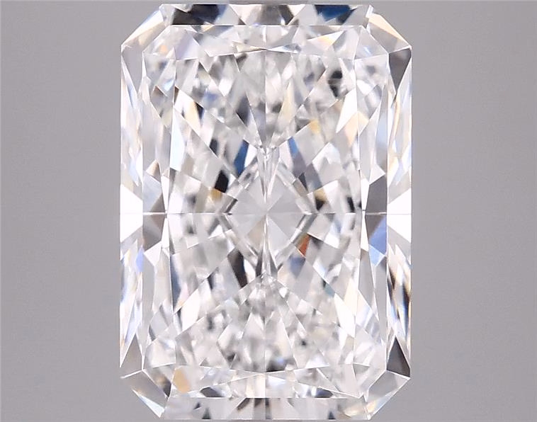 3.78ct Radiant cut lab diamond, E/VVS2, 10.51x7.78x5.33mm