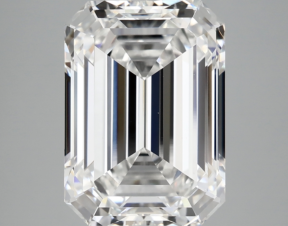 Exact supplier image of VY-00251515 Emerald lab-grown diamond