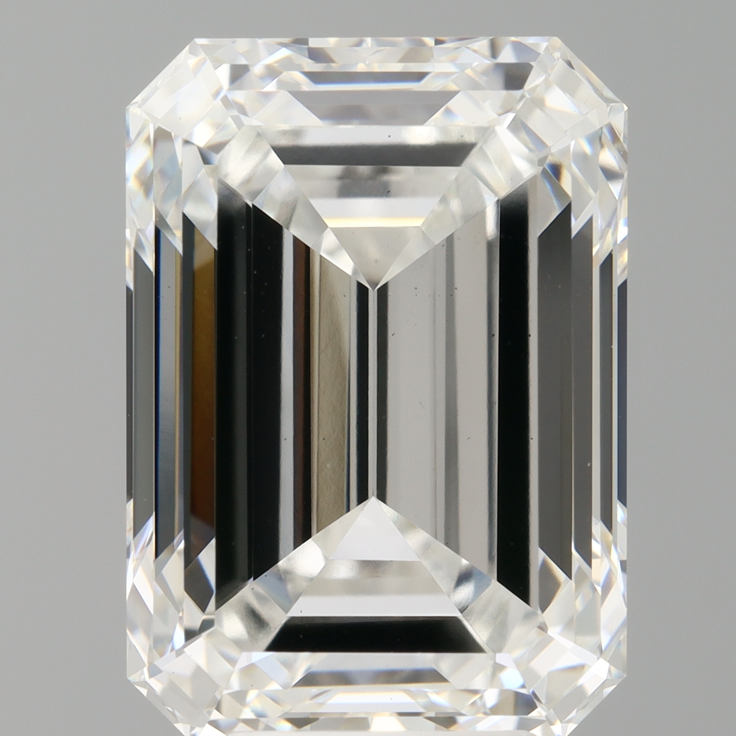 7.04ct lab-grown emerald diamond, E color, VS2 clarity, 12.68mm ID