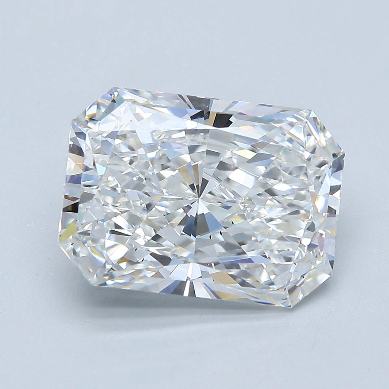 5.59ct Radiant lab-grown diamond