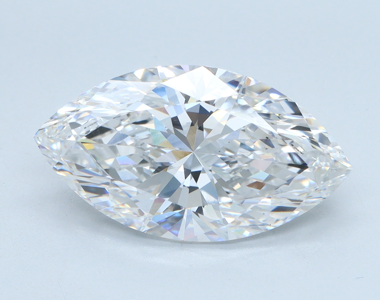 4.01ct lab-grown marquise diamond, F color, VS2 clarity, 15.35mm ID