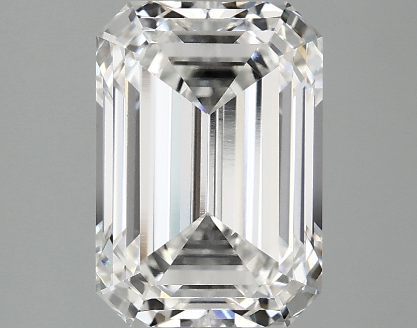 2.99ct lab-grown emerald diamond, F color, VVS2 clarity, 9.68 x 6.73 x 4.66mm