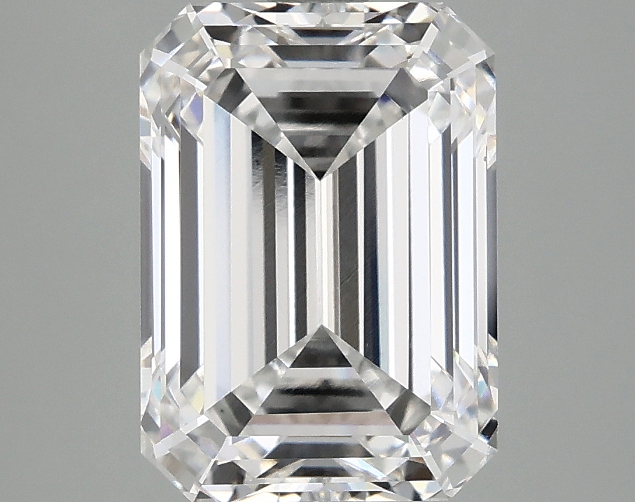 3.99ct Emerald lab-grown diamond