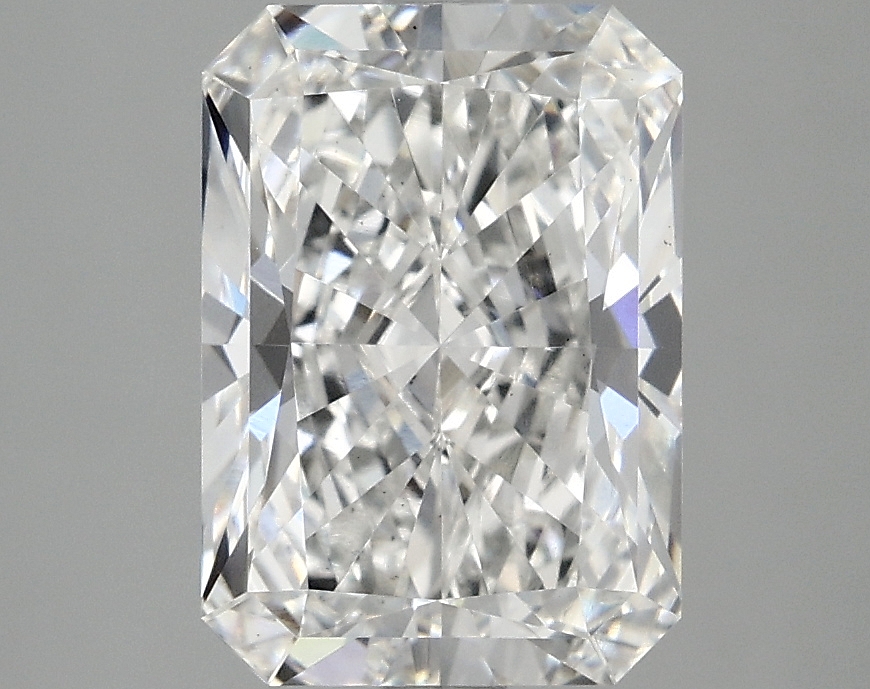 2.89ct Radiant cut lab diamond, E color, VS2 clarity, 9.92mm ID