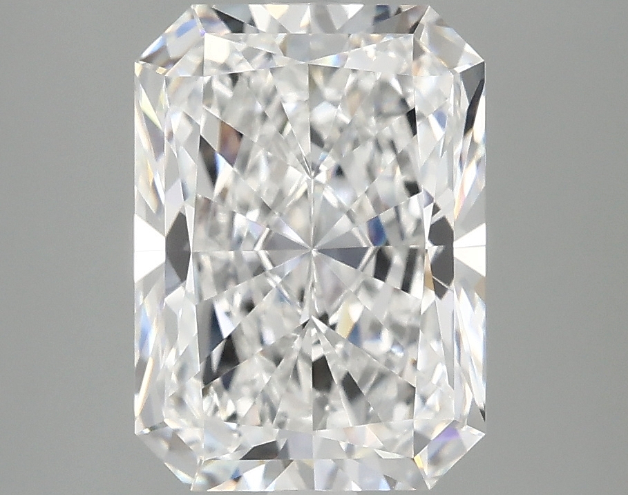 3.49ct Radiant lab-grown diamond