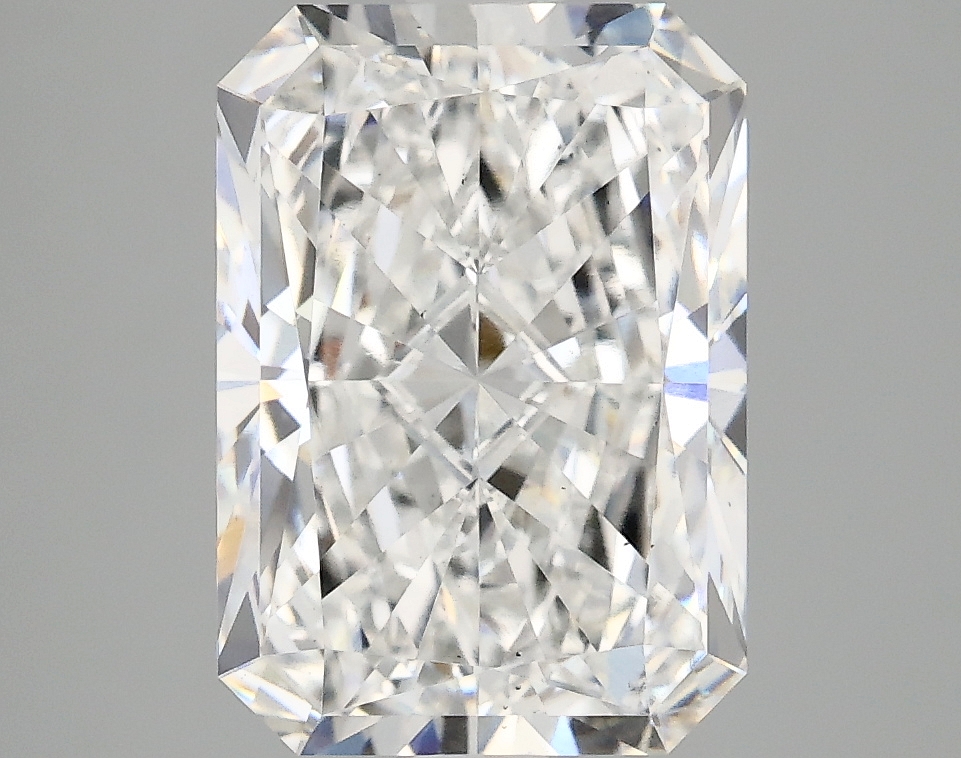 3.78ct Radiant cut lab-grown diamond, E/VS2, 10.91mm ID