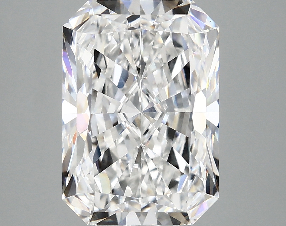 3.68ct Radiant cut lab diamond, D color, VS1 clarity, 10.96x7.59x5.02mm