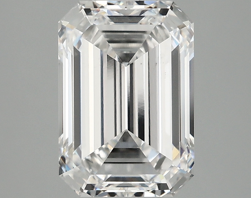 2.64ct Emerald lab-grown diamond