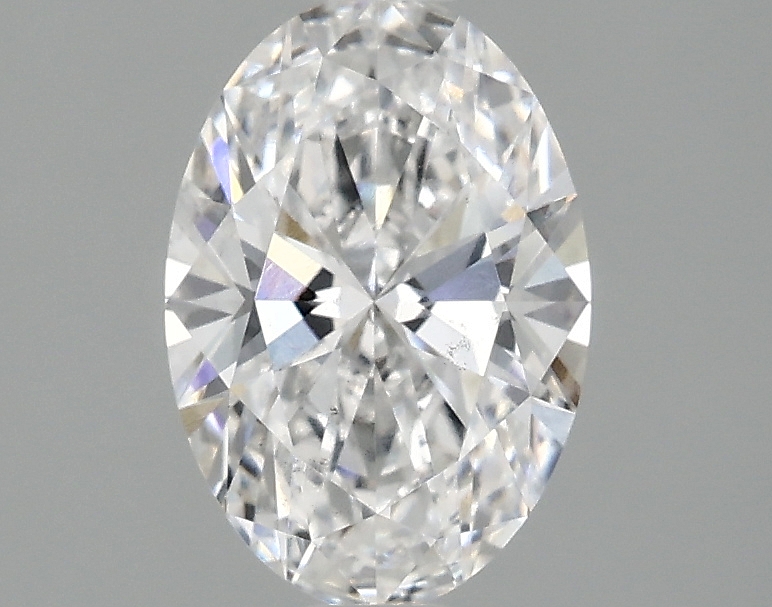 1.35ct oval lab-grown diamond, D color, VS2 clarity, 9.13mm ID