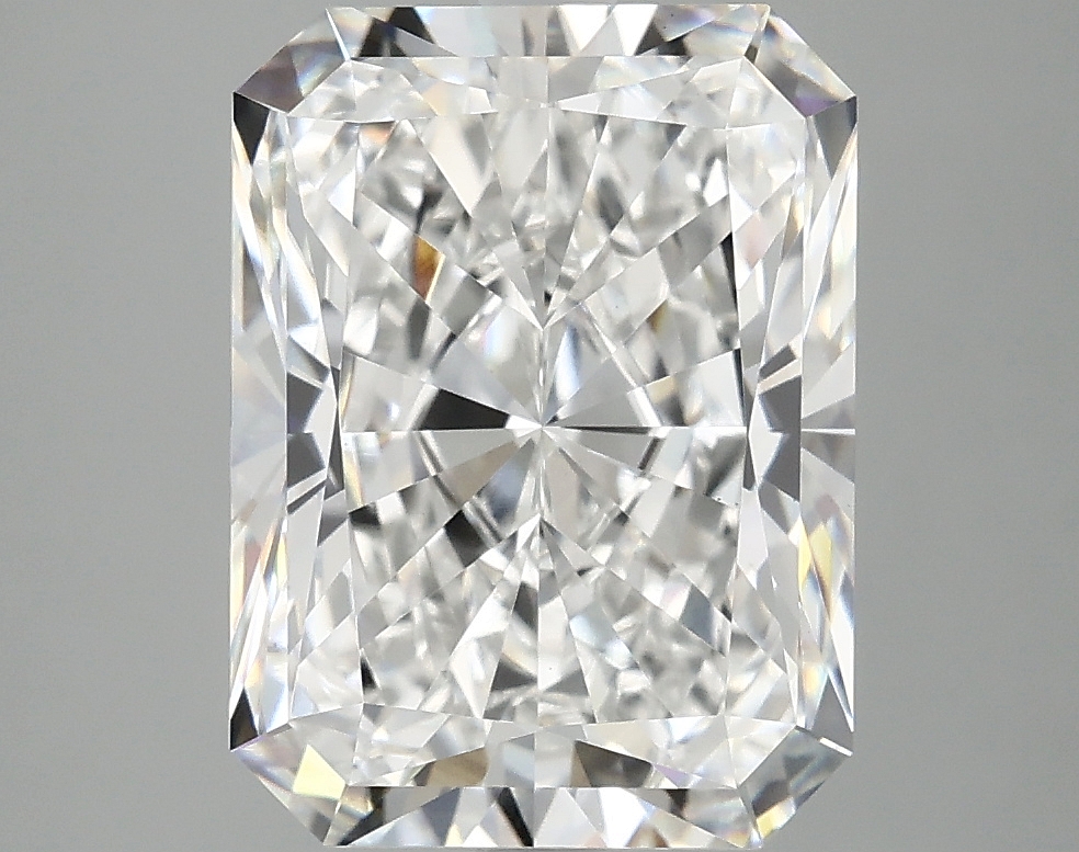 4.55ct Radiant cut lab diamond, E/VS1, 11.20 x 8.26 x 5.63 mm