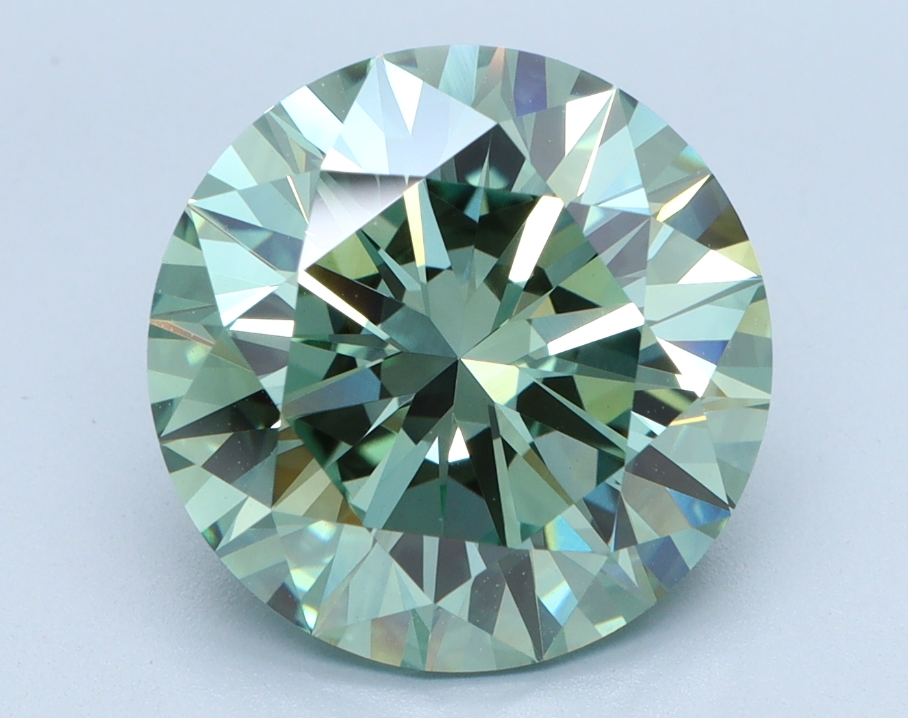 5.46ct round lab-grown diamond, green color, VVS2 clarity, 11.28mm ID